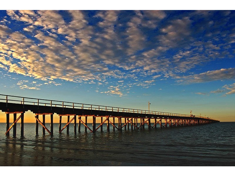 17B Hibiscus Street, Urangan QLD 4655