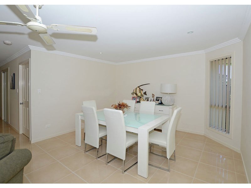 15 Delmo Court, Urraween QLD 4655