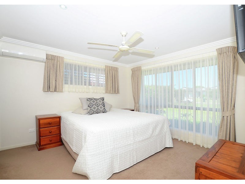 15 Delmo Court, Urraween QLD 4655