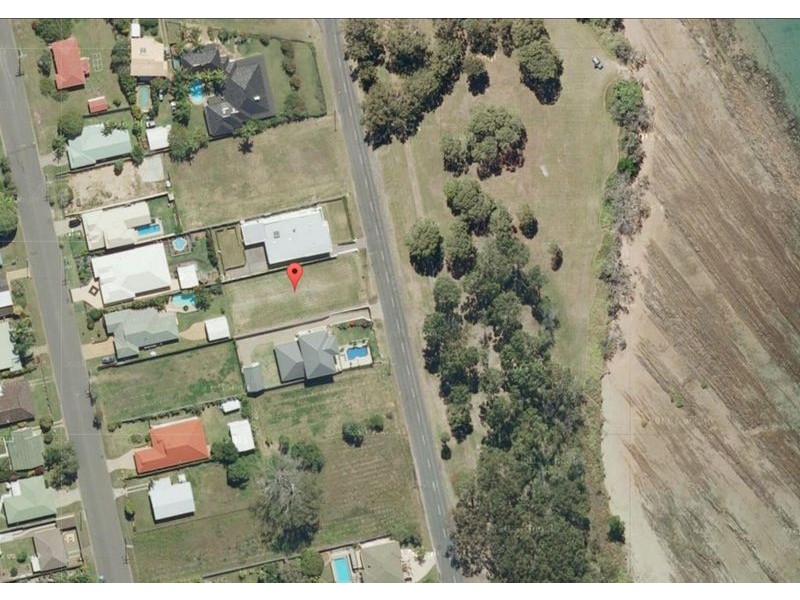 141 Esplanade, Point Vernon QLD 4655