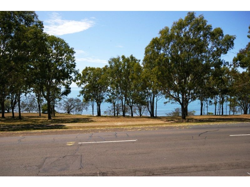 141 Esplanade, Point Vernon QLD 4655