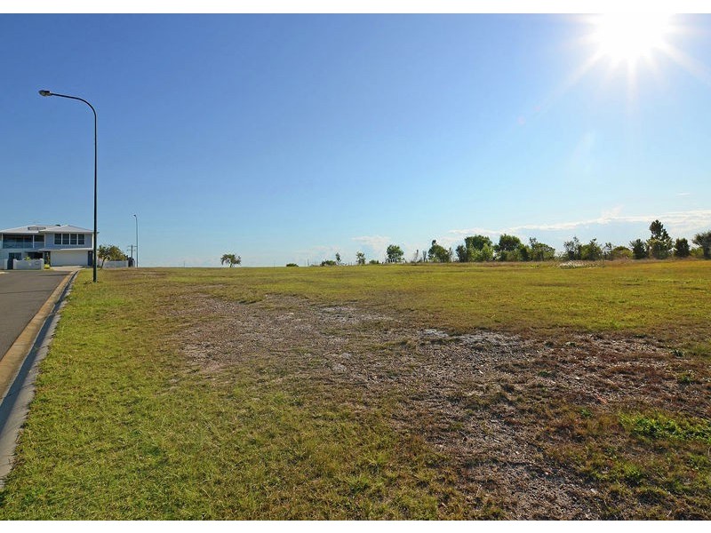 31 Teresa Street, Nikenbah QLD 4655