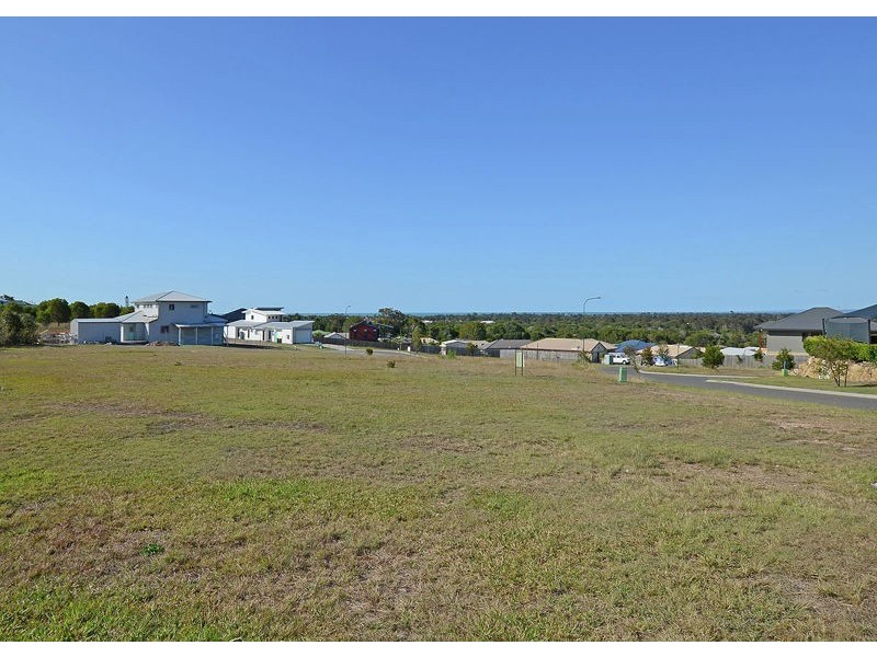 31 Teresa Street, Nikenbah QLD 4655