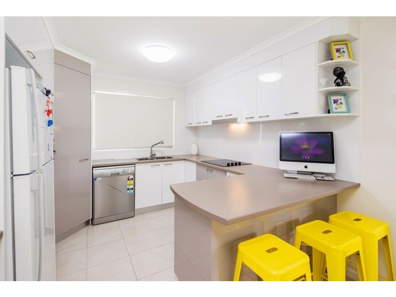 7 Jovi Court, Scarness QLD 4655