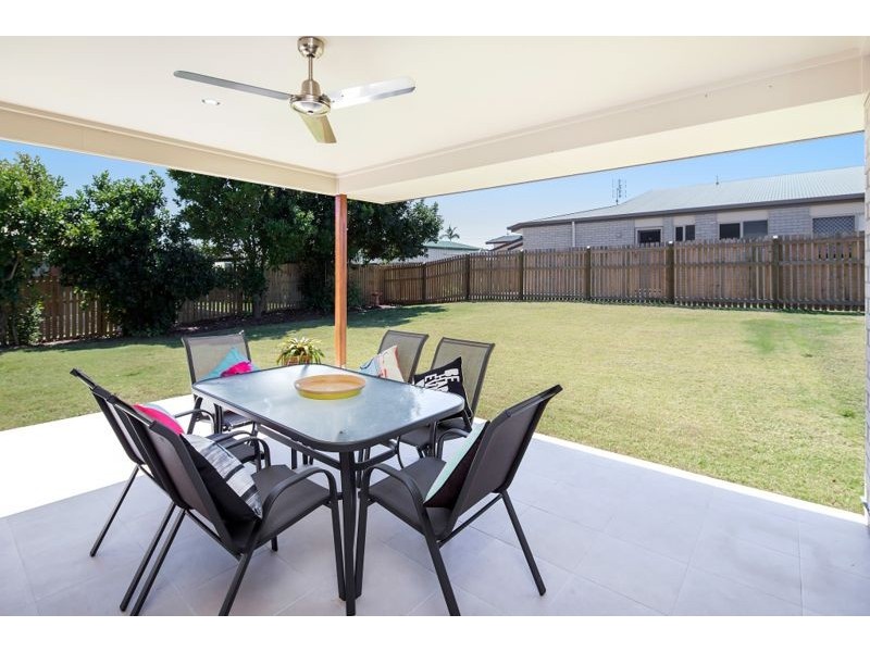 7 Jovi Court, Scarness QLD 4655