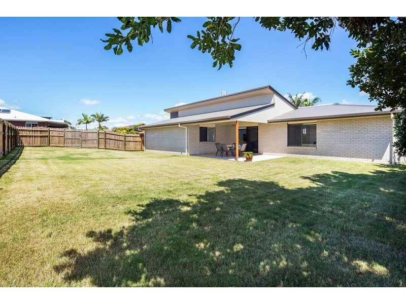 7 Jovi Court, Scarness QLD 4655