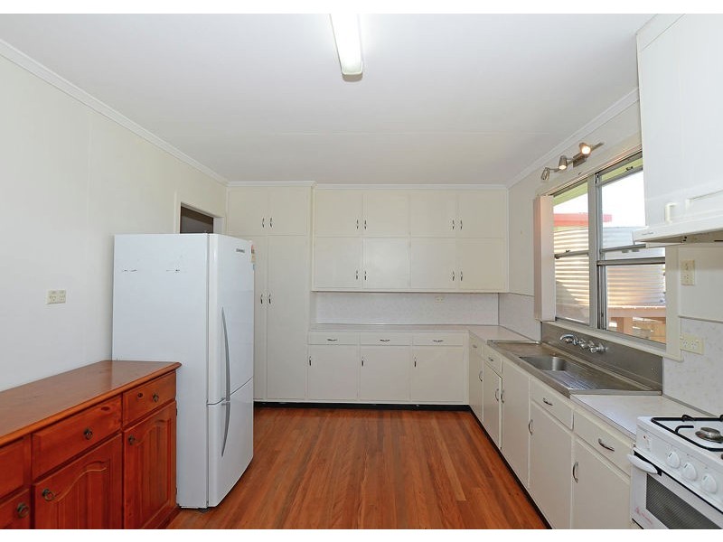 59 Helsham Street, Point Vernon QLD 4655