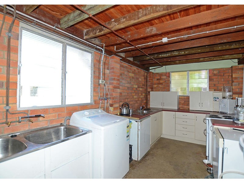 59 Helsham Street, Point Vernon QLD 4655