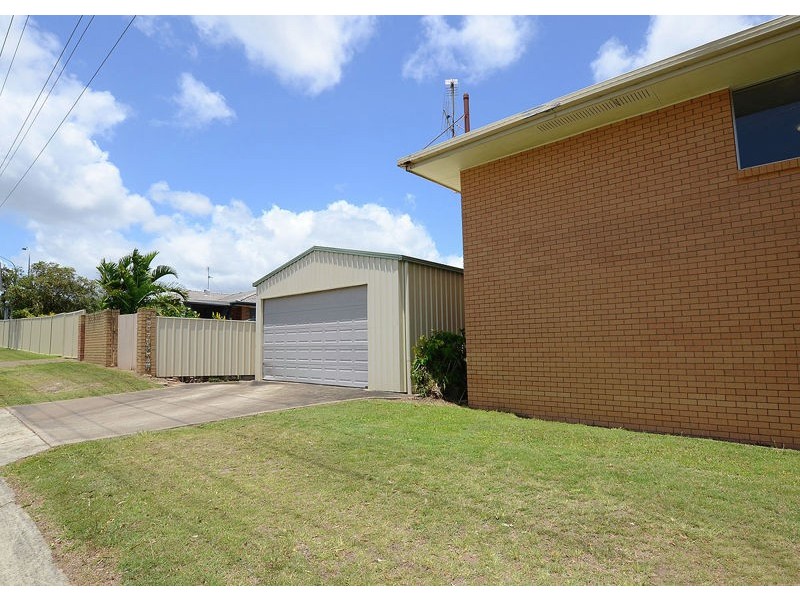 33 Holiday Parade, Scarness QLD 4655