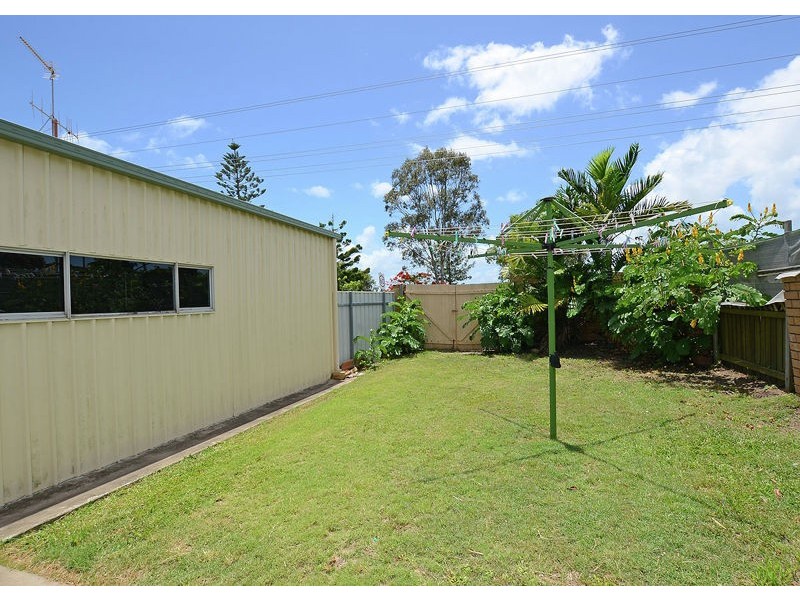 33 Holiday Parade, Scarness QLD 4655
