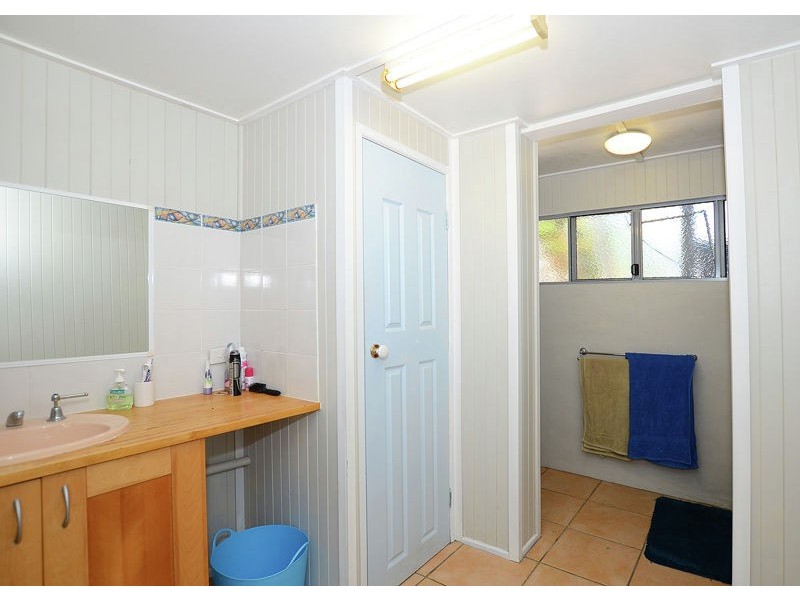 532 Esplanade, Urangan QLD 4655