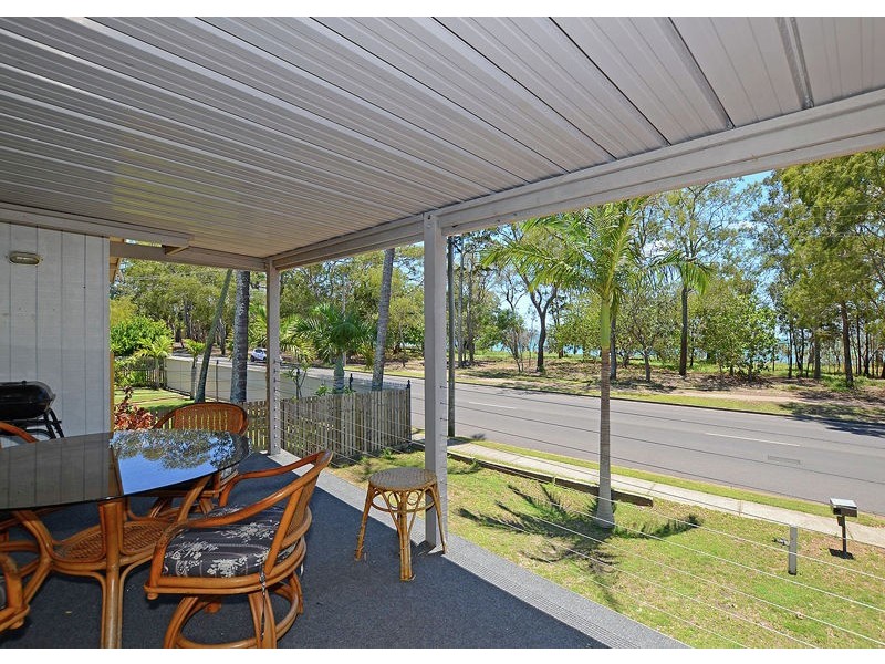532 Esplanade, Urangan QLD 4655