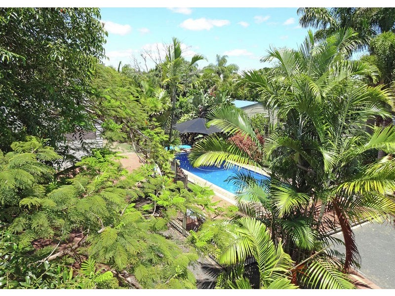 532 Esplanade, Urangan QLD 4655