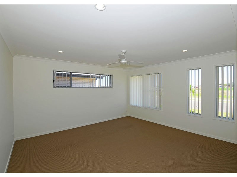 49 Blaxland Road, Urraween QLD 4655