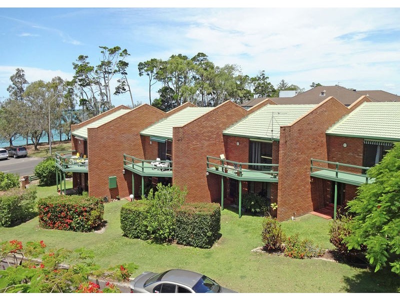 4/318 Esplanade, Scarness QLD 4655