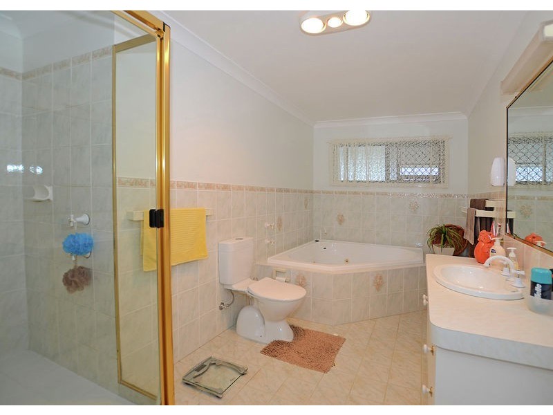 10 McCarthy Drive, Craignish QLD 4655