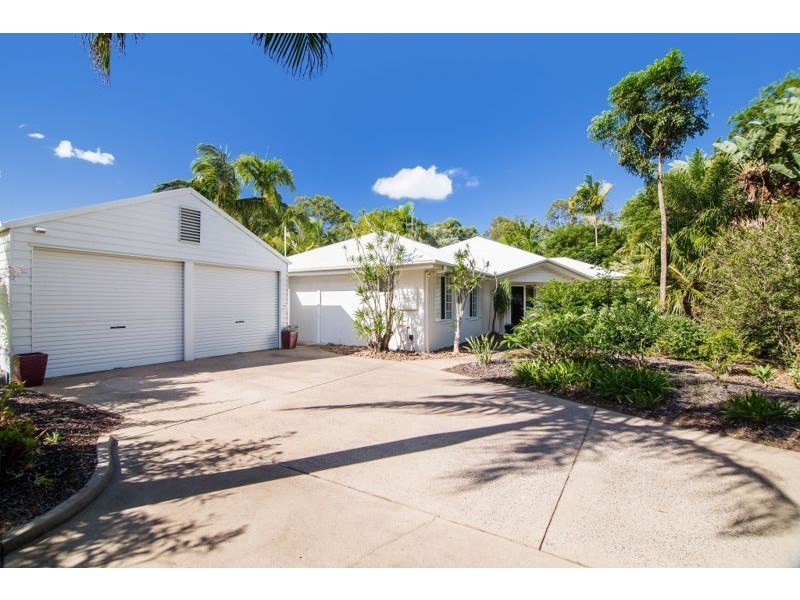 25 Palmwood Drive, Dundowran Beach QLD 4655