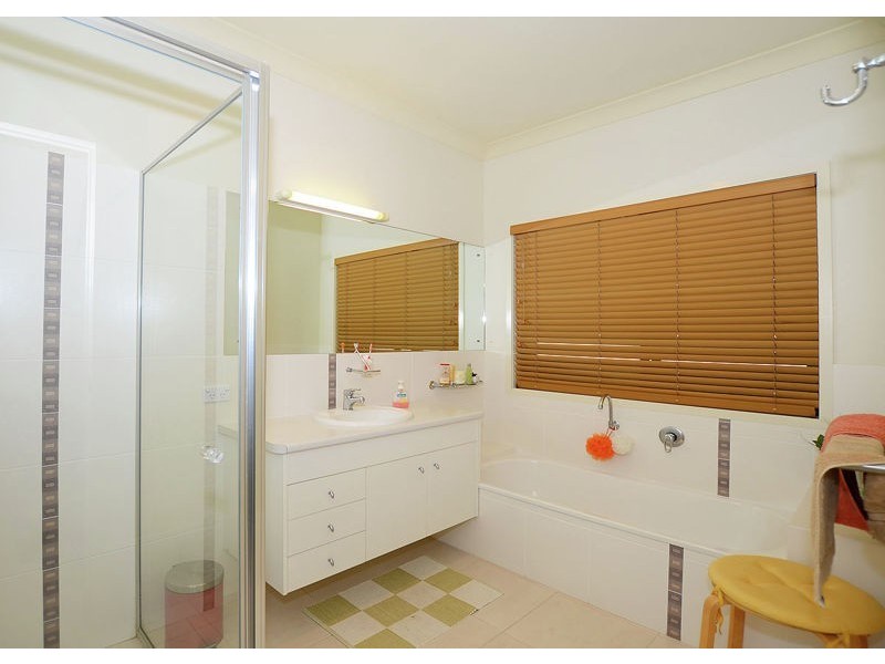 6 Pohlman Court, Scarness QLD 4655