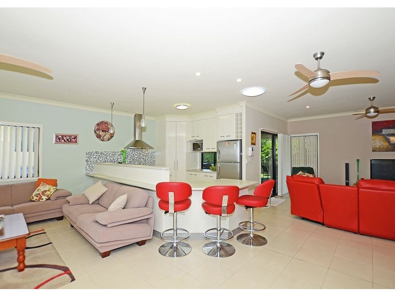 6 Pohlman Court, Scarness QLD 4655