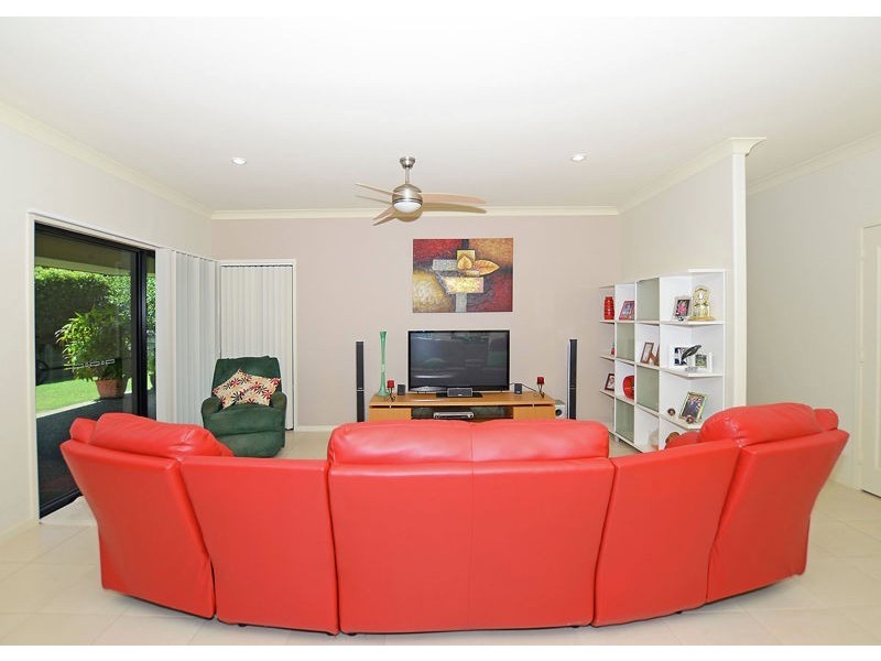 6 Pohlman Court, Scarness QLD 4655
