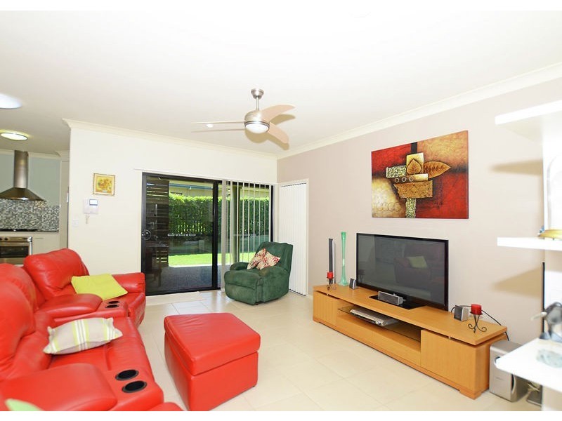 6 Pohlman Court, Scarness QLD 4655