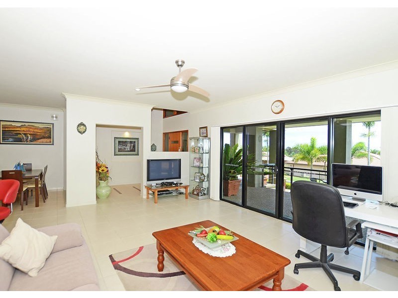 6 Pohlman Court, Scarness QLD 4655