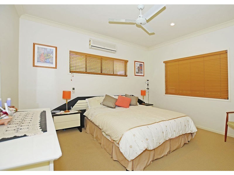 6 Pohlman Court, Scarness QLD 4655