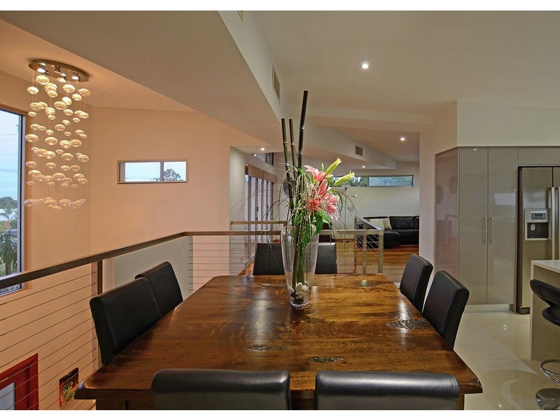 4 Johnston Boulevard, Urraween QLD 4655