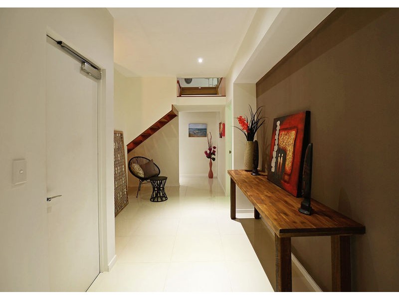 4 Johnston Boulevard, Urraween QLD 4655