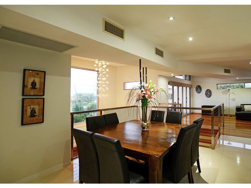 4 Johnston Boulevard, Urraween QLD 4655