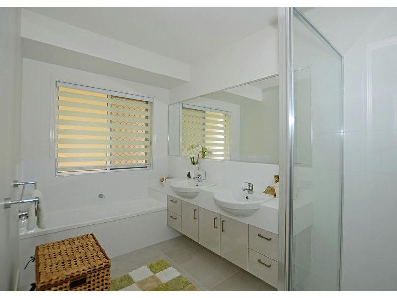 48 Pembridge Circuit, Urraween QLD 4655