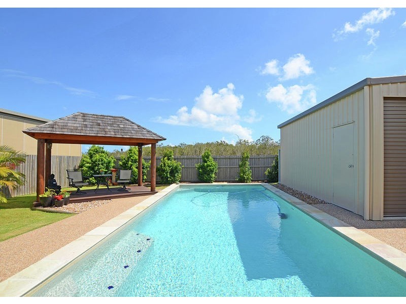 48 Pembridge Circuit, Urraween QLD 4655