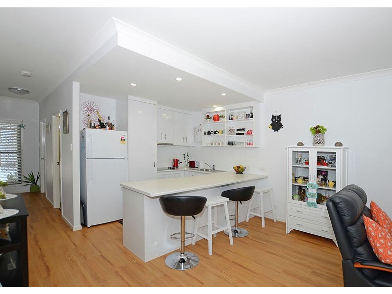 2/64 Cypress Street, Torquay QLD 4655