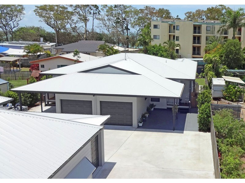 2/64 Cypress Street, Torquay QLD 4655