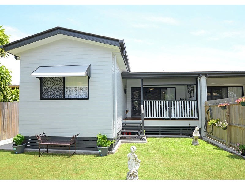 2/64 Cypress Street, Torquay QLD 4655