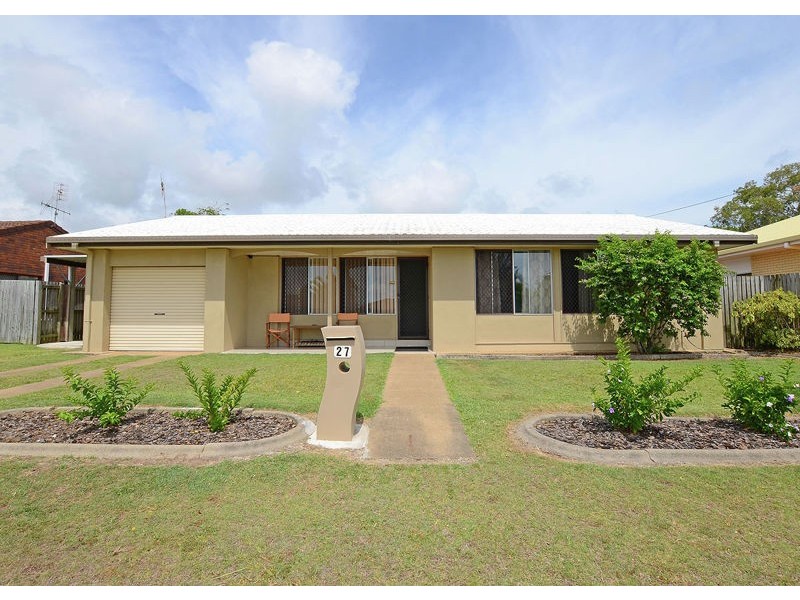 27 Kululu Crescent, Scarness QLD 4655