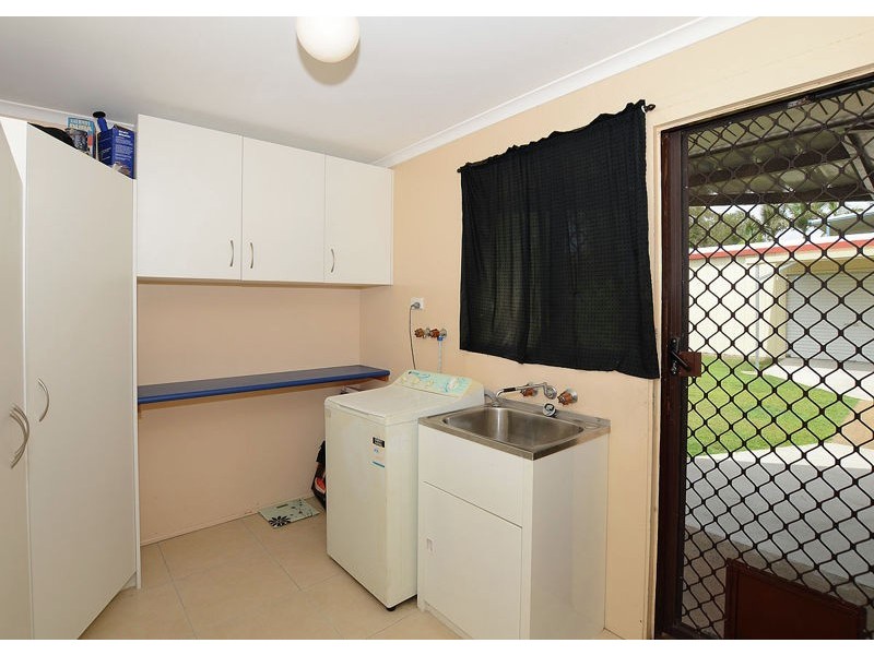 27 Kululu Crescent, Scarness QLD 4655
