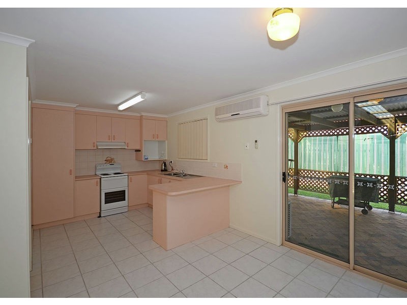 1 Glen Court, Point Vernon QLD 4655