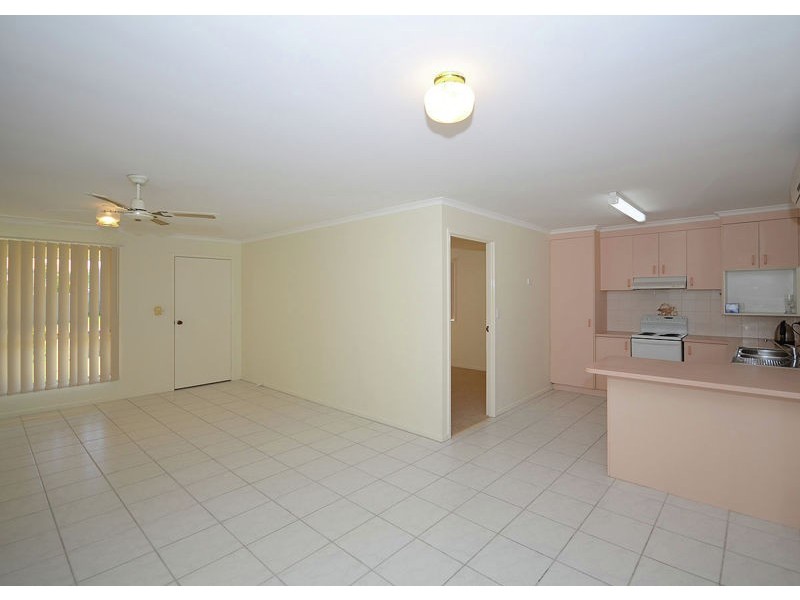 1 Glen Court, Point Vernon QLD 4655