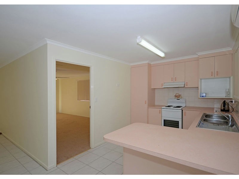 1 Glen Court, Point Vernon QLD 4655