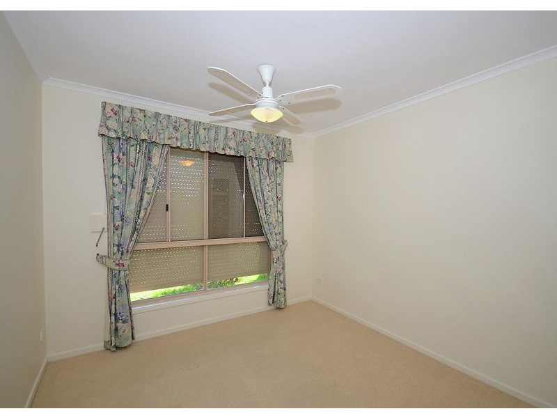 1 Glen Court, Point Vernon QLD 4655