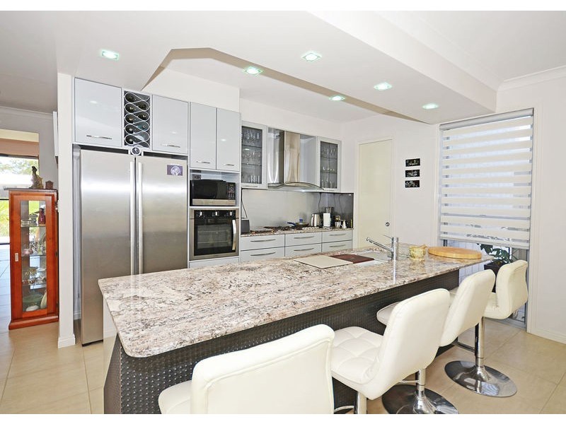 4 Morinda Way, Urraween QLD 4655