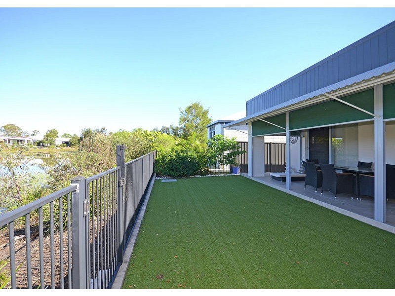 4 Morinda Way, Urraween QLD 4655