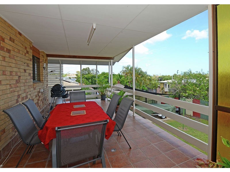 62 Hillcrest Avenue, Scarness QLD 4655