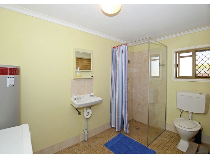 62 Hillcrest Avenue, Scarness QLD 4655