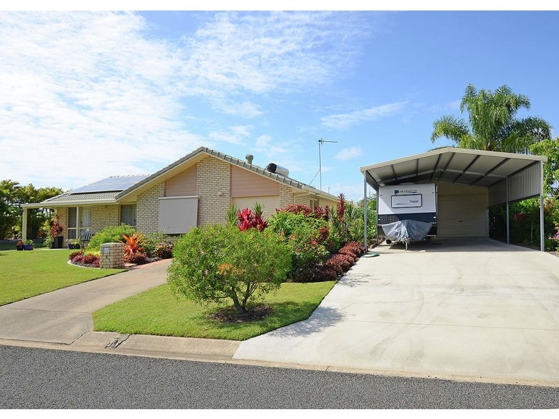 3 Vicki Parade, Torquay QLD 4655