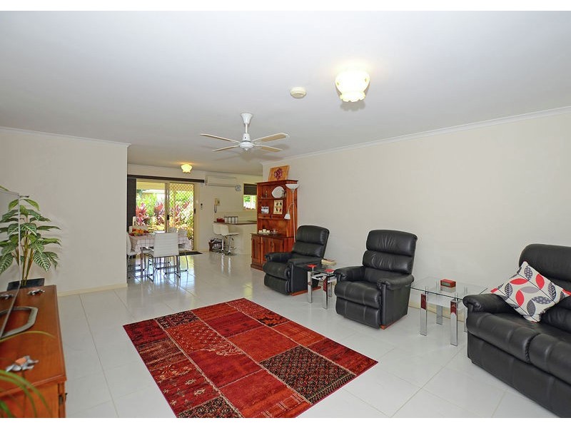 3 Vicki Parade, Torquay QLD 4655