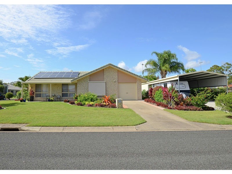 3 Vicki Parade, Torquay QLD 4655