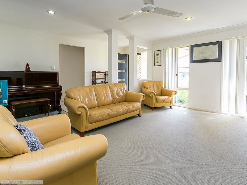 11 Golden Grove Court, Eli Waters QLD 4655