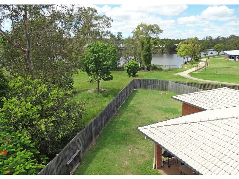 11 Golden Grove Court, Eli Waters QLD 4655